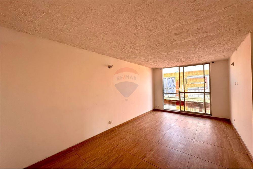 Apartment in Madrid Cundinamarca - Apartamento en Madrid, Cuninamarca